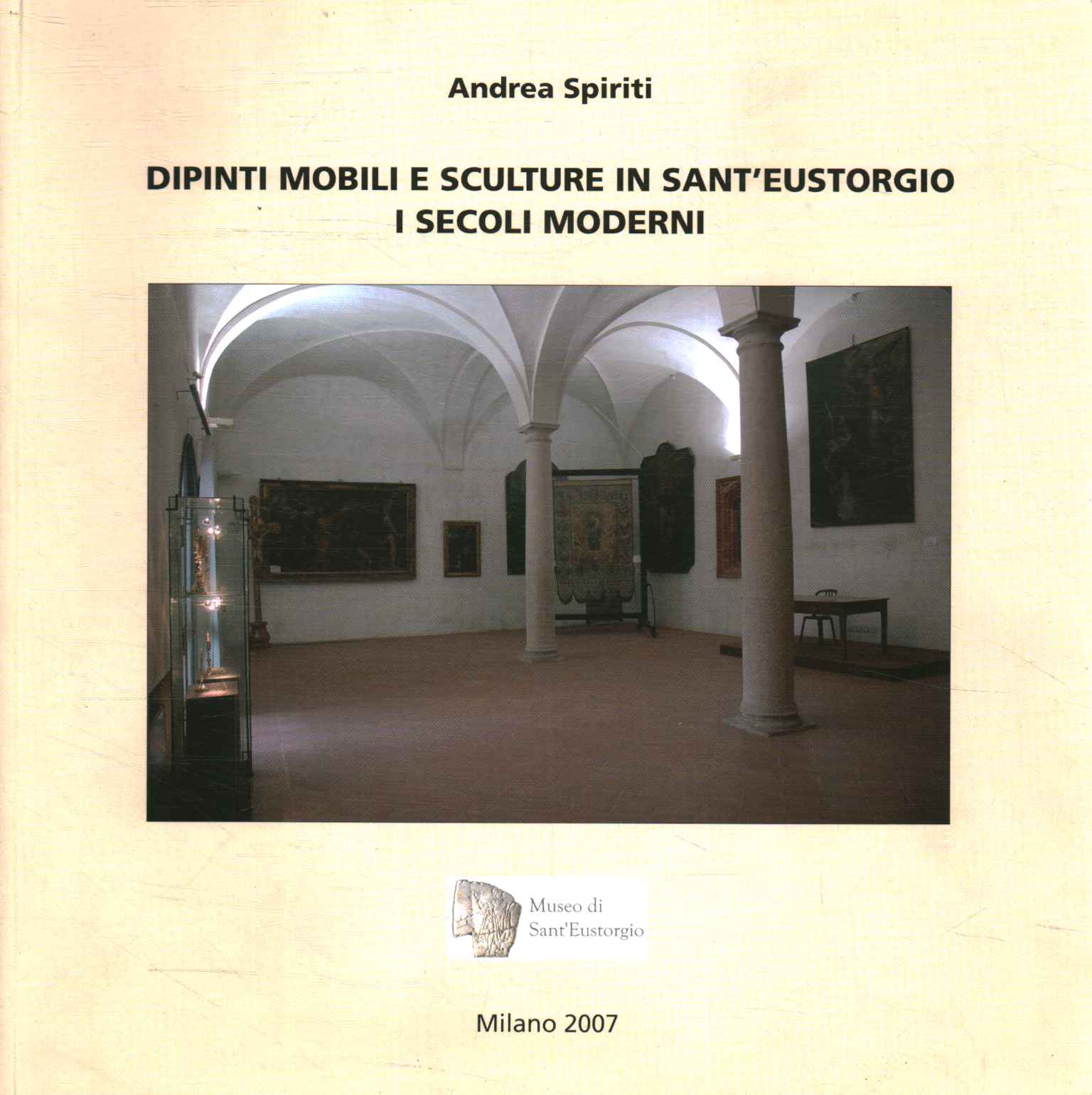 Mobile paintings and sculptures in Sant0apostr
