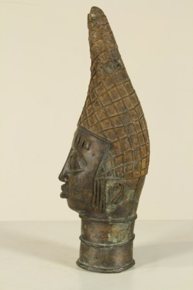 antique, bronze, head of queen mother, nigerian art, kingdom of benin, nigerian national museum, lagos, african art, early 1900s, nigeria, bronze sculpture