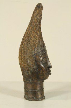 antique, bronze, head of queen mother, nigerian art, kingdom of benin, nigerian national museum, lagos, african art, early 1900s, nigeria, bronze sculpture
