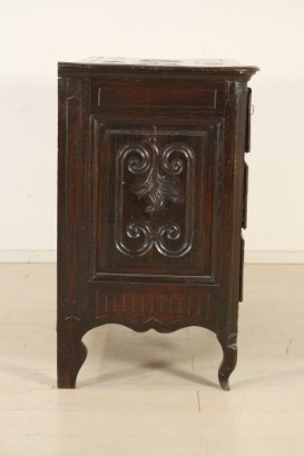 Provencal COMMODE