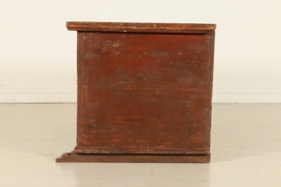 Particular Tyrolean Chest short side