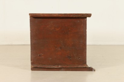Particular Tyrolean Chest short side