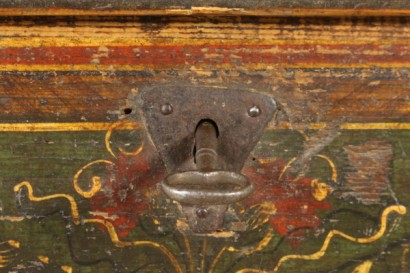 Detail Tyrolean Chest key