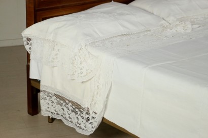 Linen double sheet embroidery detail with two pillowcases