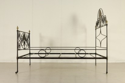 Side double bed in wrought iron, 18th century