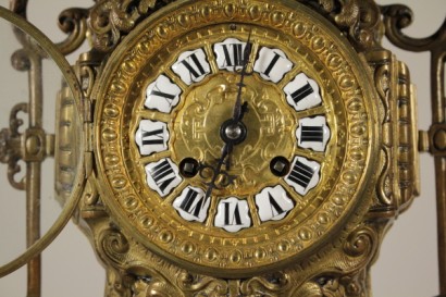 Orologio da appoggio in bronzo - particolare