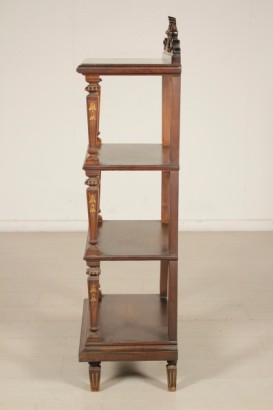 Etagere in stile - vista fianco sinistro