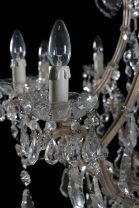 Chandelier ground-detail