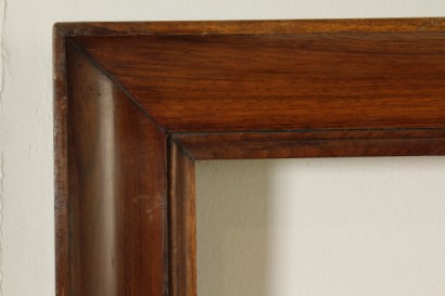 Empire frame-detail