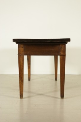 Directoire table-side