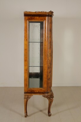 Chippendale display cabinet-left side