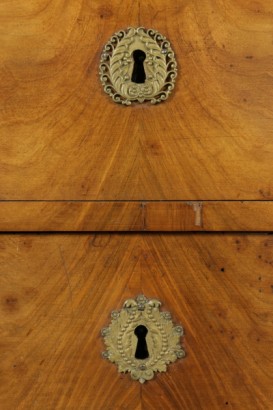 Secretaire restoration-detail