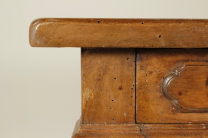 Desk-detail