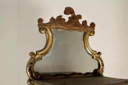 Console table-planter with mirror-detail