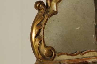 Console table-planter with mirror-detail