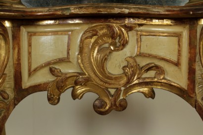 Console table-planter with mirror-detail