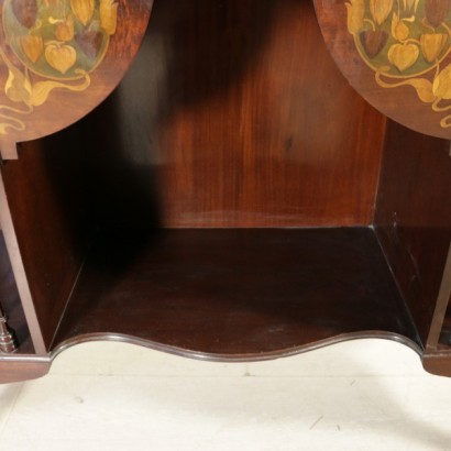 showcase, Art Nouveau showcase, Art Nouveau style, Art Nouveau showcase, mahogany showcase, English showcase, early 900 showcase, 900 showcase, inlaid showcase, inlaid liberty showcase