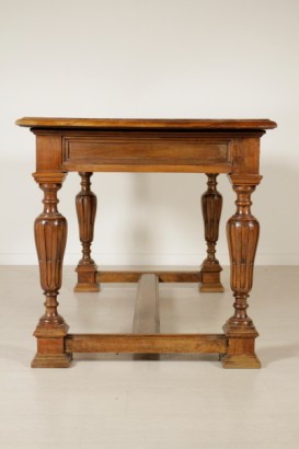 {* $ 0 $ *}, walnut table, antique table, early 1900s table, early 1900s table, neo-Renaissance style table, antique table, walnut desk, antique desk, antique desk, neo-Renaissance desk, neo-Renaissance style desk