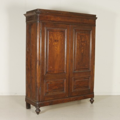 Two-door wardrobe with inlays