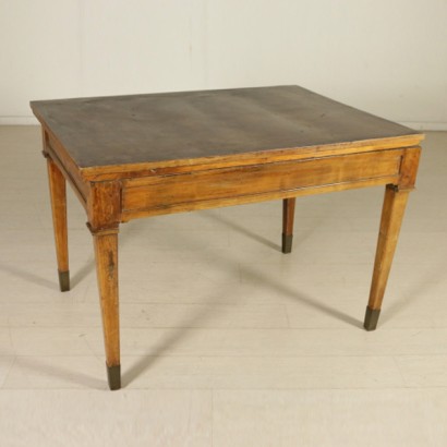 Directory's Style Table 19th Century