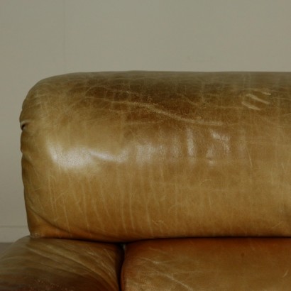 Zanotta sofa-detail