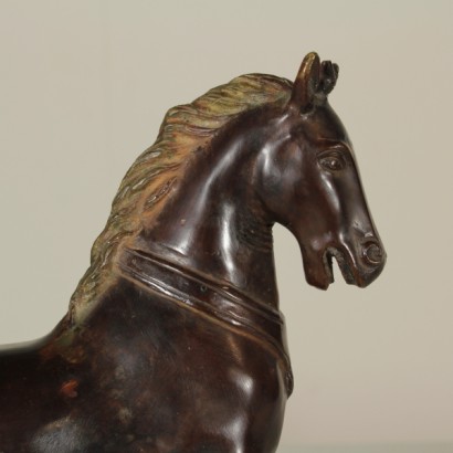 Bronze horse-detail