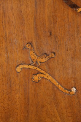 Aufzug-Schublade mit antiken Fahrstuhl, piemontesischen Barock Stil Rampenlicht der 1750, italienische massivem Nussbaum Prominenz mit Johannisbrot Holz, stilisiert und Cyma geschnitzt Intarsien