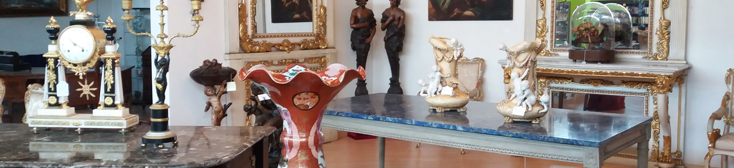 Antiquariato Di Mano in Mano