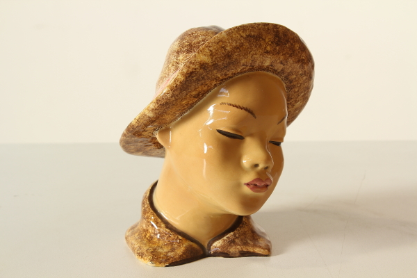 Volto di fanciulla Volto di fanciulla