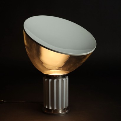 modernariato, modernariato di design, lampada da tavola, lampada da tavola modernariato, lampada da tavola di modernariato, lampada da tavola italiana, lampada da tavola vintage, lampada da tavola anni '60, lampada da tavola design anni 60,Lampada 'Taccia' Achille,Achille e Pier Giacomo Castiglioni,Achille e Pier Giacomo Castiglioni,Achille e Pier Giacomo Castiglioni,Achille e Pier Giacomo Castiglioni,Achille e Pier Giacomo Castiglioni