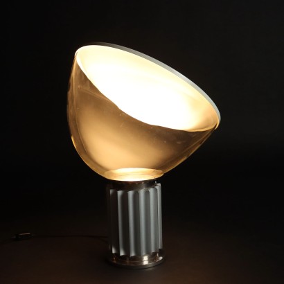 moderne Kunst, Design moderne Kunst, Tischlampe, moderne Kunst-Tischlampe, moderne Kunst-Tischlampe, italienische Tischlampe, Vintage-Tischlampe, 60er-Jahre-Tischlampe, 60er-Jahre-Design-Tischlampe, 'Taccia' Achille-Lampe, Achille und Pier Giacomo Castiglioni, Achille und Pier Giacomo Castiglioni, Achille und Pier Giacomo Castiglioni, Achille und Pier Giacomo Castiglioni, Achille und Pier Giacomo Castiglioni, Achille und Pier Giacomo Castiglioni, Achille und Pier Giacomo Castiglioni, Achille und Pier Giacomo Castiglioni