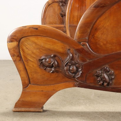 Ancient Bed Art Nouveau Attr. to C. Zen Walnut Italy XX Century