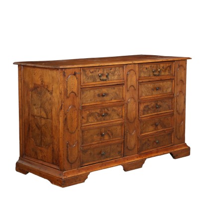 Credenza