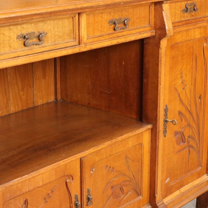 antiquariato, credenza, antiquariato credenza, credenza antica, credenza antica italiana, credenza di antiquariato, credenza neoclassica, credenza del 800,Credenza Liberty in Rovere con Alzata