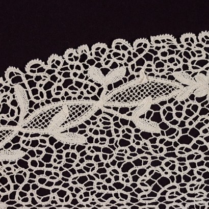 Vintage Oval Bobbin Doily Cotton Italy Lace Embroideries Ecrù Color