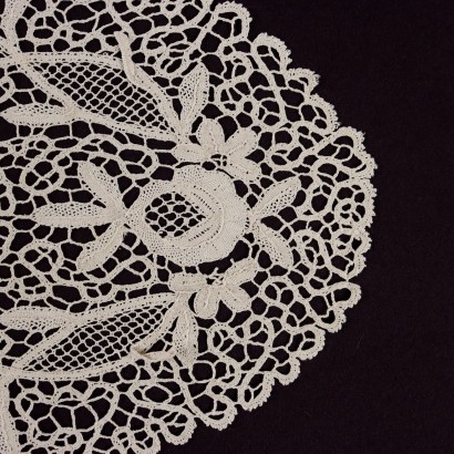 Vintage Oval Bobbin Doily Cotton Italy Lace Embroideries Ecrù Color