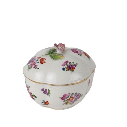 Ancient Sugar Bowl White Porcelain Ludwigsburg Germany \'700 Flowers