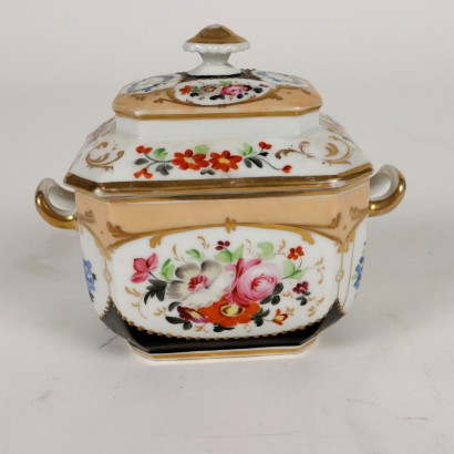 antiquités, céramiques, antiquités en céramique, céramiques anciennes, céramiques italiennes anciennes, céramiques anciennes, céramiques néoclassiques, céramiques du XIXe siècle, service à thé en porcelaine