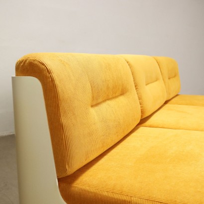 modernariato, modernariato di design, divano, divano modernariato, divano di modernariato, divano italiano, divano vintage, divano anni '60, divano design anni 60,Divano Anni 60-70