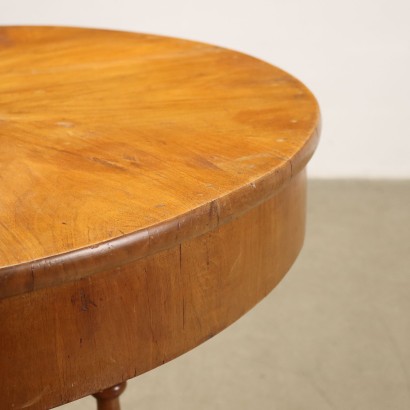 Ancient Round Table Louis Philippe Walnut Italy \'800 Burl Feet