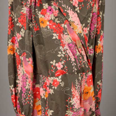 Robe en soie à fleurs vintage