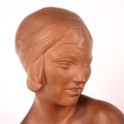 Busto Femminile in Terracotta