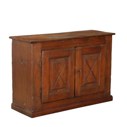 Buffet Ancien '700-'800 Bois de Sapin Gravé Motifs Géometriques