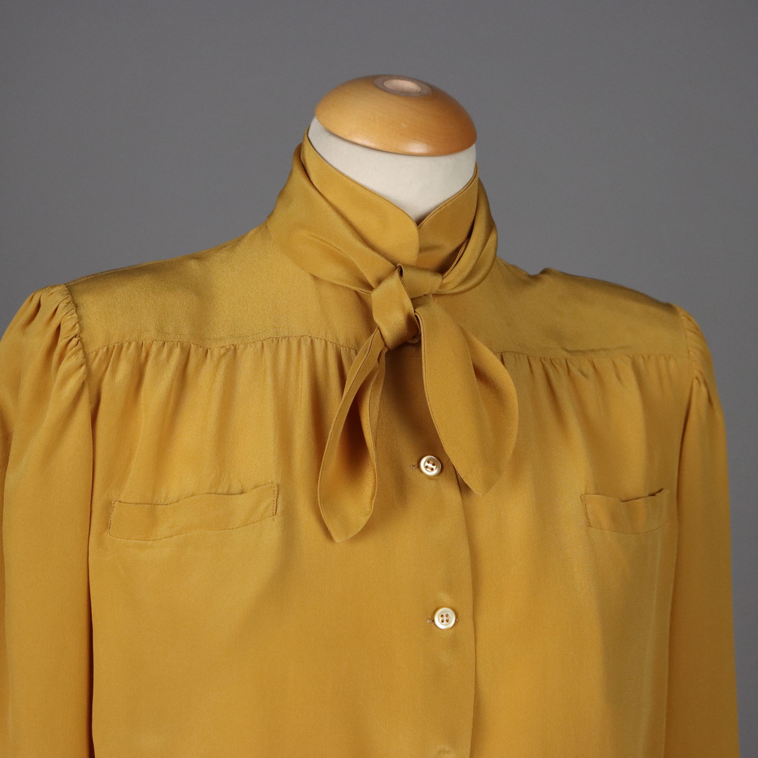 Camicia anni 80 donna online
