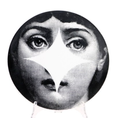 Piatto Piero Fornasetti Serie Tema e V,Piero Fornasetti,Piero Fornasetti,Piero Fornasetti,Piero Fornasetti,Piero Fornasetti,Piero Fornasetti,Piero Fornasetti