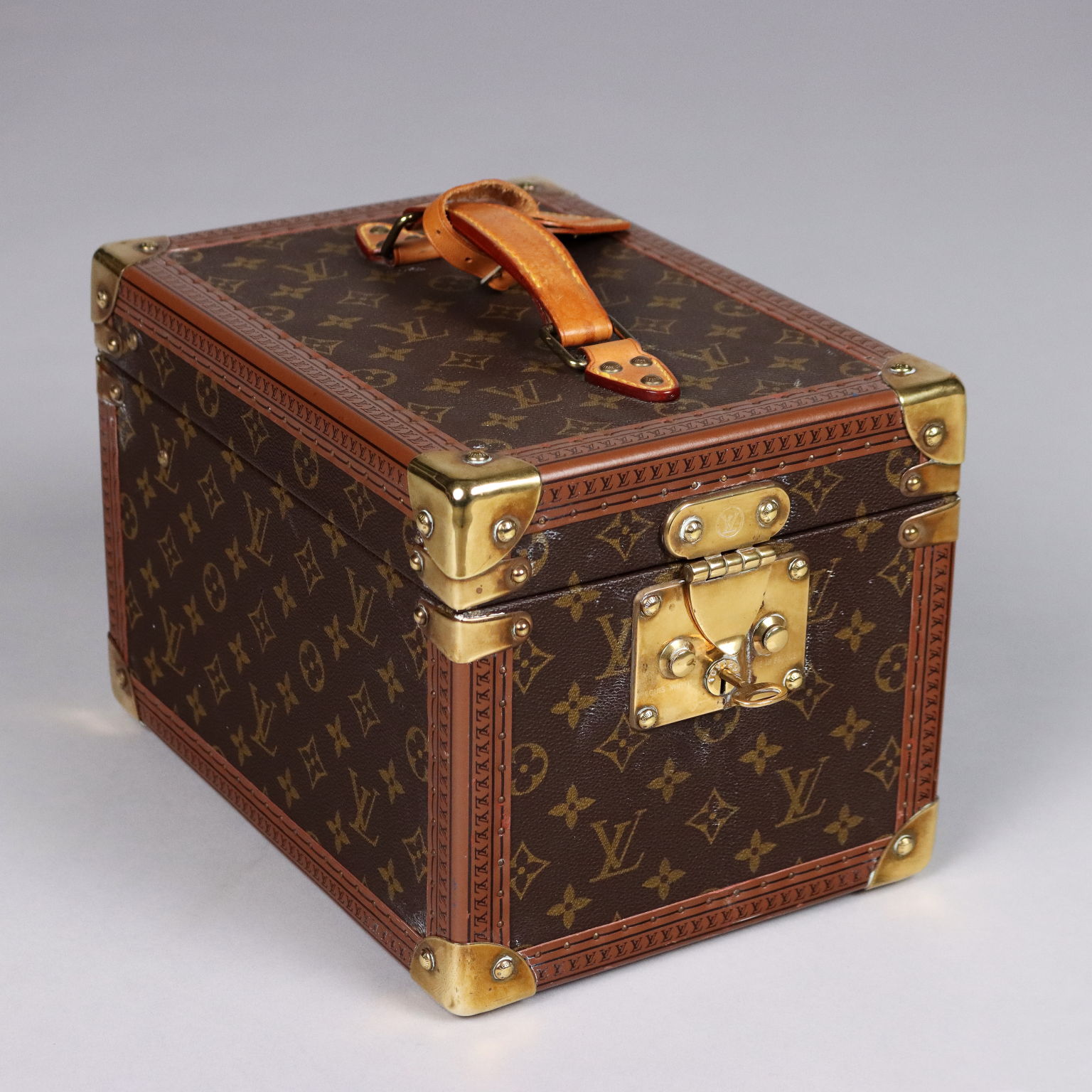 Monogram Luggage Trunk from Louis Vuitton, 1970s for sale at Pamono