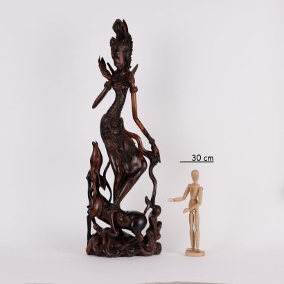 Scultura di Figura Femminile in Legno