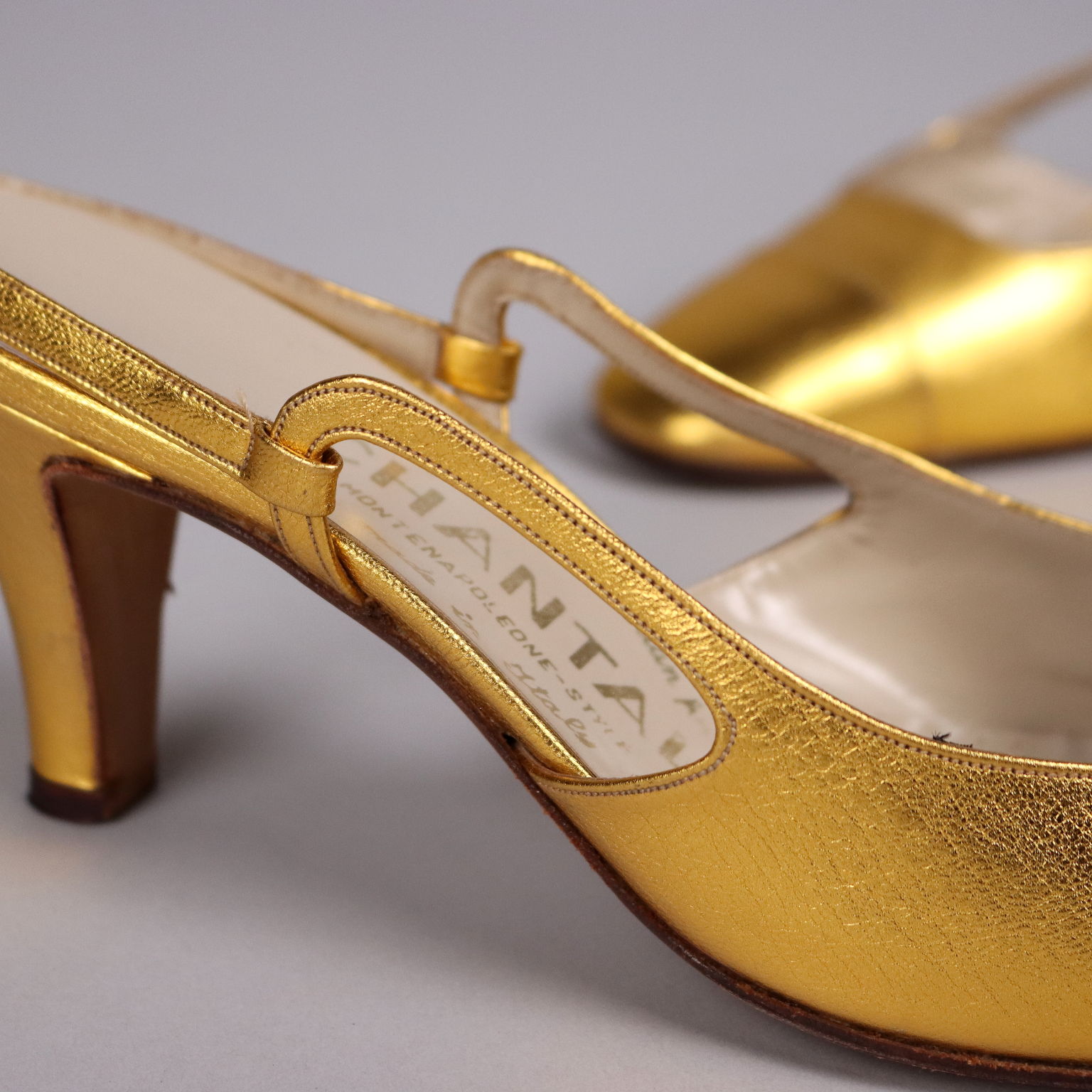 Scarpe Slingback Vintage Misura 38 Milano Anni 60 70 Pelle Tinta Oro