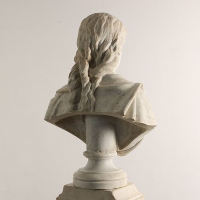 Buste de femme et colonne Liberty en M