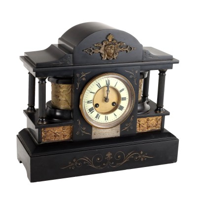 Reloj de pie en mármol negro